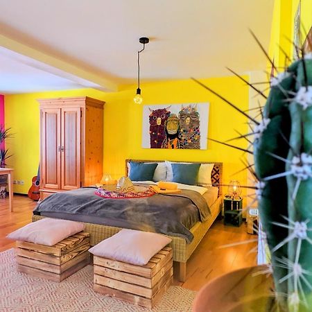 Casa De Pancho - Lateinamerika Direkt In Der City Von أويلتسن المظهر الخارجي الصورة